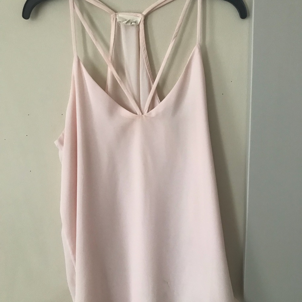 pink tank top